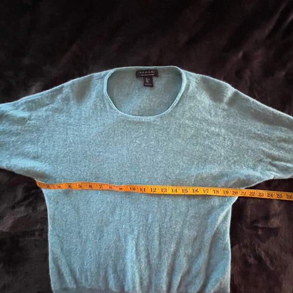 Tahari 100% Cashmere Turquoise Sweater Size L — Luxe & Cozy! - Picture 9 of 15